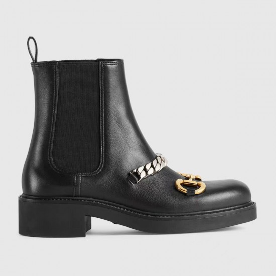 GUCCI Women's Chelsea boot with chain #style ‎670393