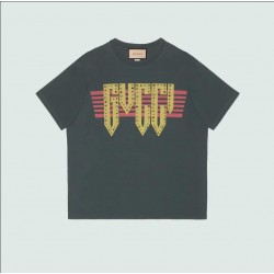 GUCCI Cotton jersey T-shirt with Gucci print #style 616036-8